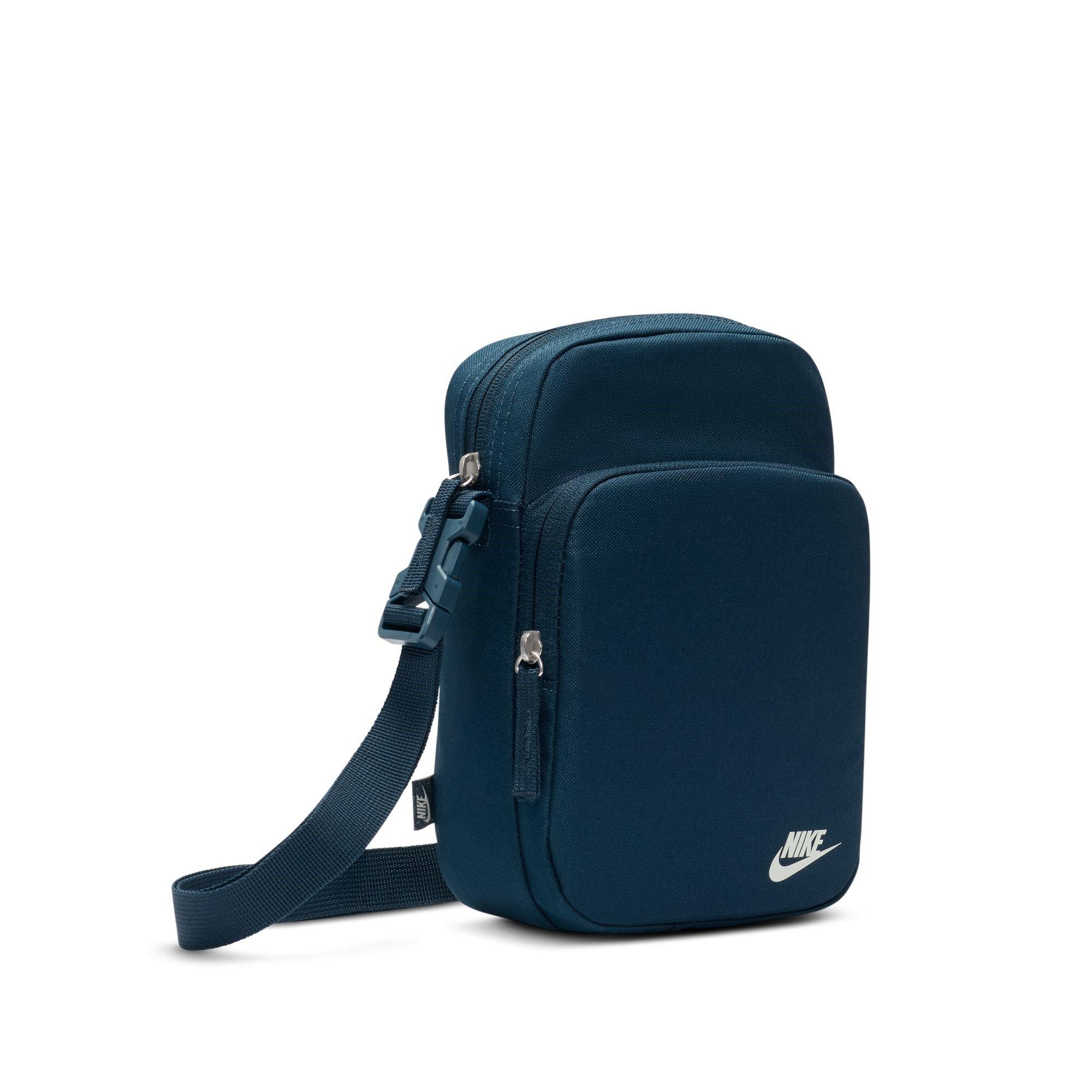 Nike Heritage Crossbody Bag