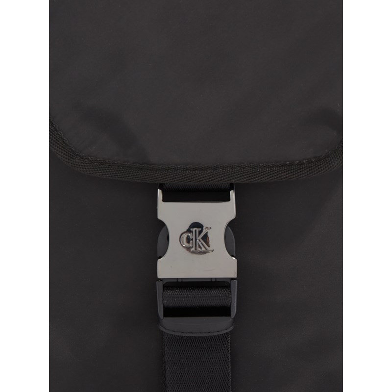 Calvin Klein<br>Crossbody Reporter