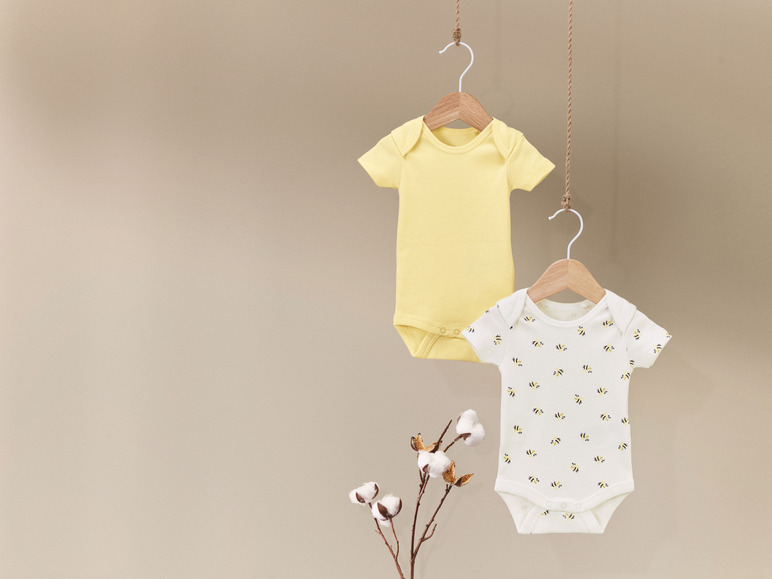 2 baby rompers