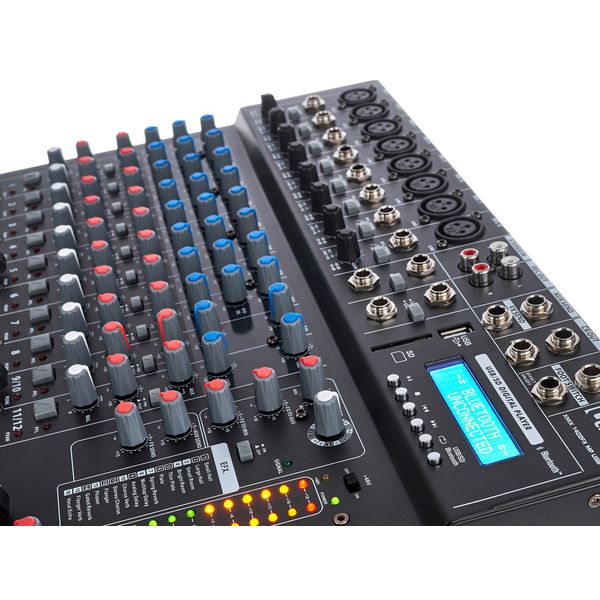 the t.mix xmix 1402 FXMP Case Bundle