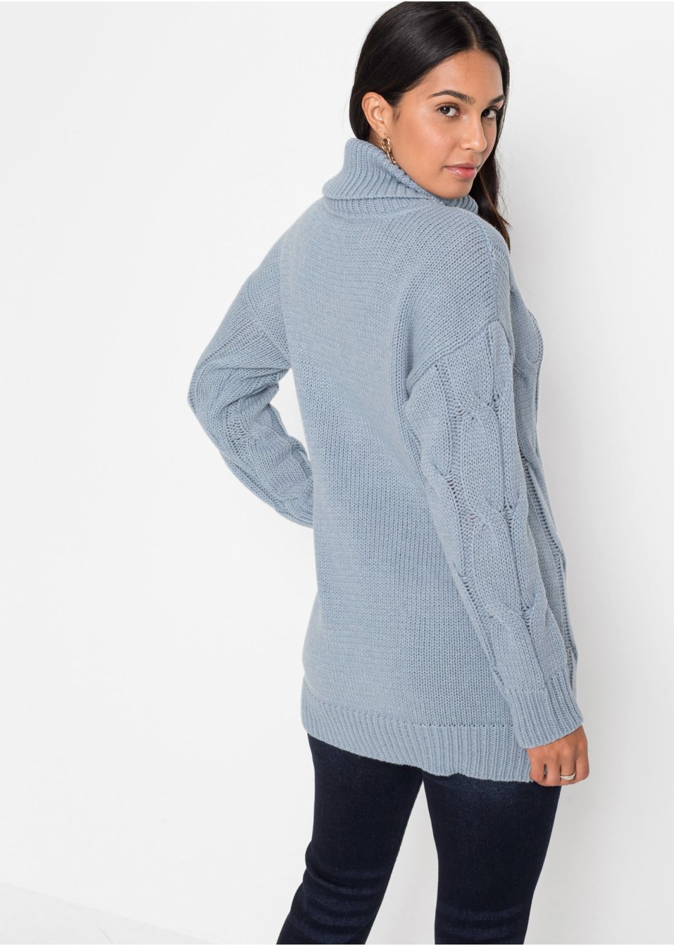 Pull à motif torsadé