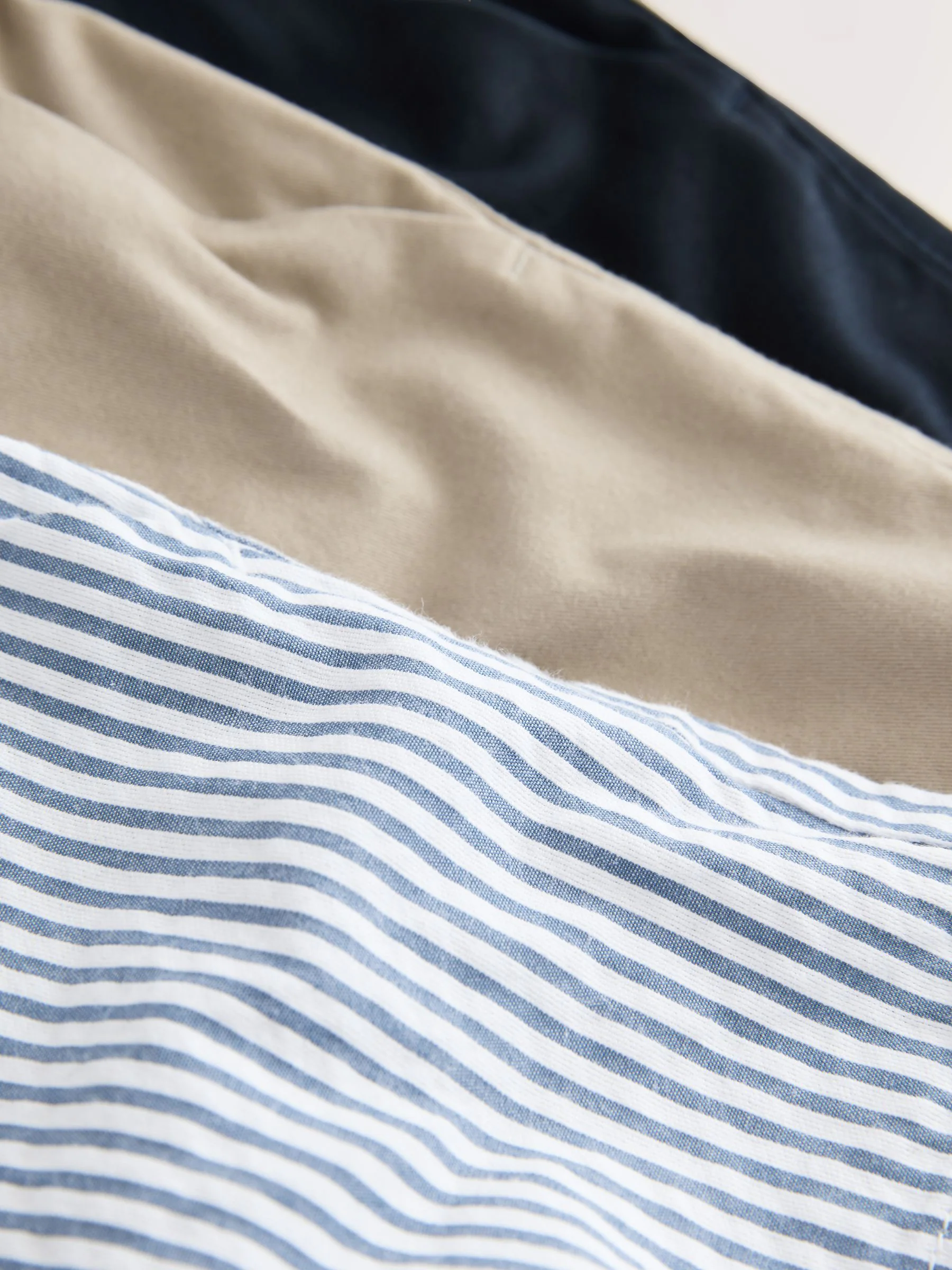 Marineblauw/kiezelkleurig/Strepen - Verpakking van 3 chinoshorts (3mnd-7jr)