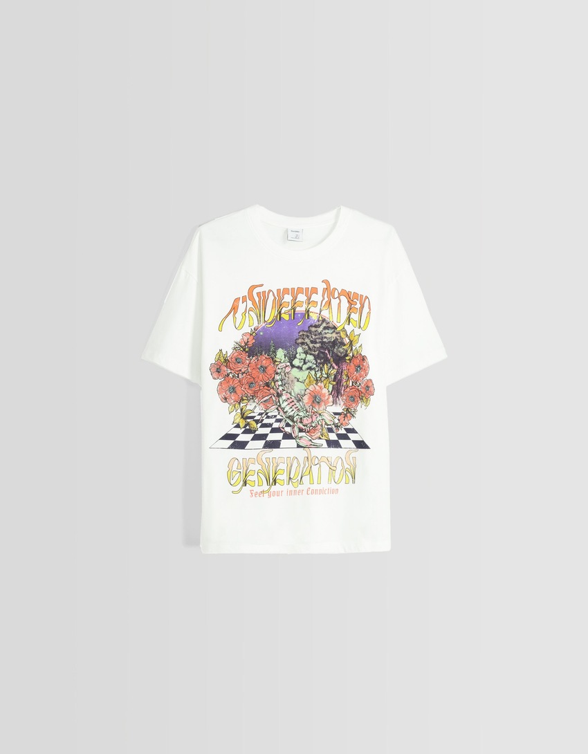 Camiseta de manga curta com estampa floral