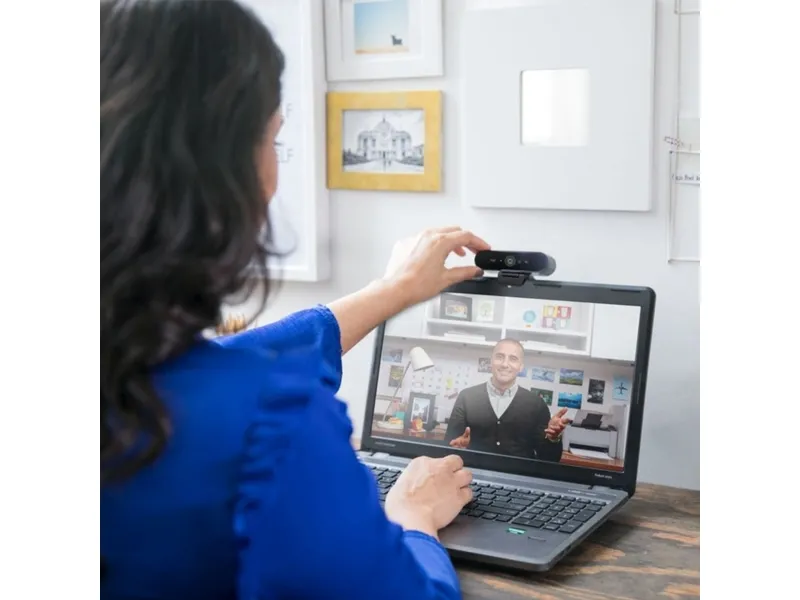 Logitech® | BRIO STREAM - Live streaming-kamera - farve - 4096 x 2160 - 1080p, 4K - lyd - USB