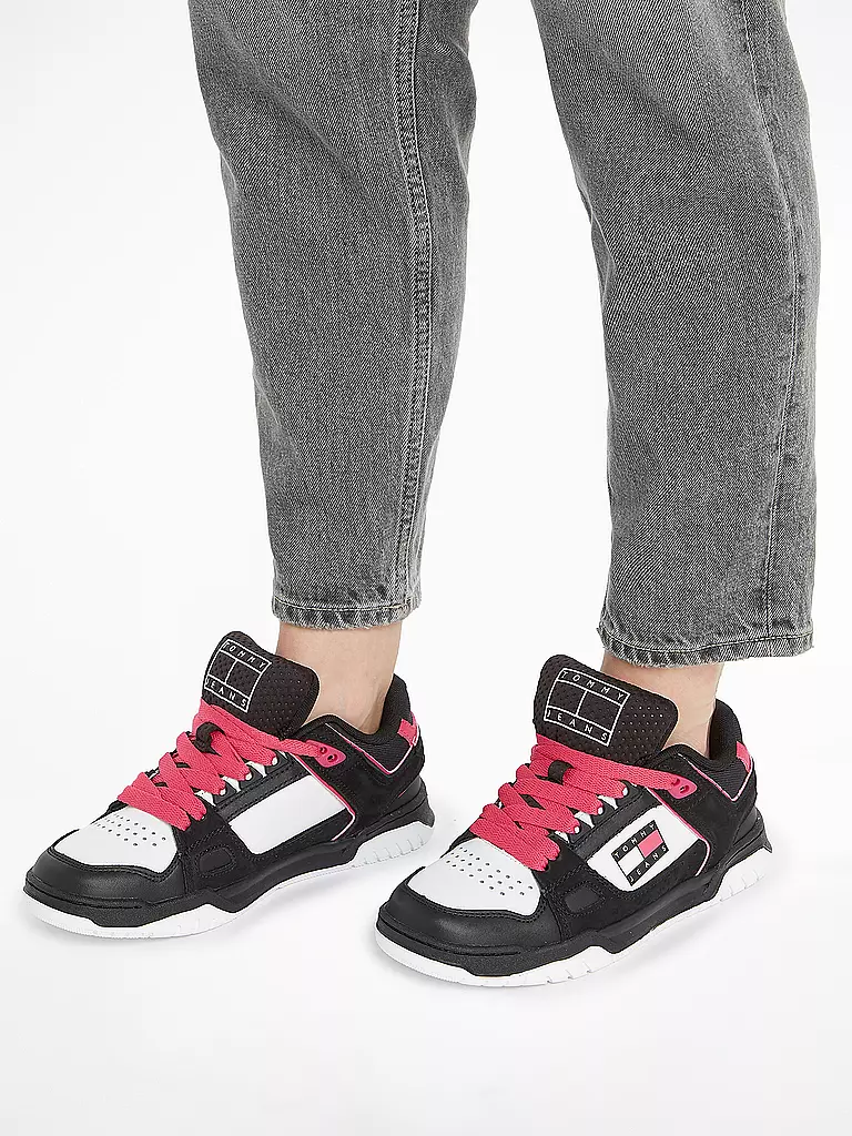 TOMMY JEANS Sneaker schwarz
