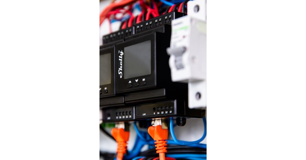 ShellyPro 4PM relais  (4-kanaals, Wifi, LAN, Bluetooth)