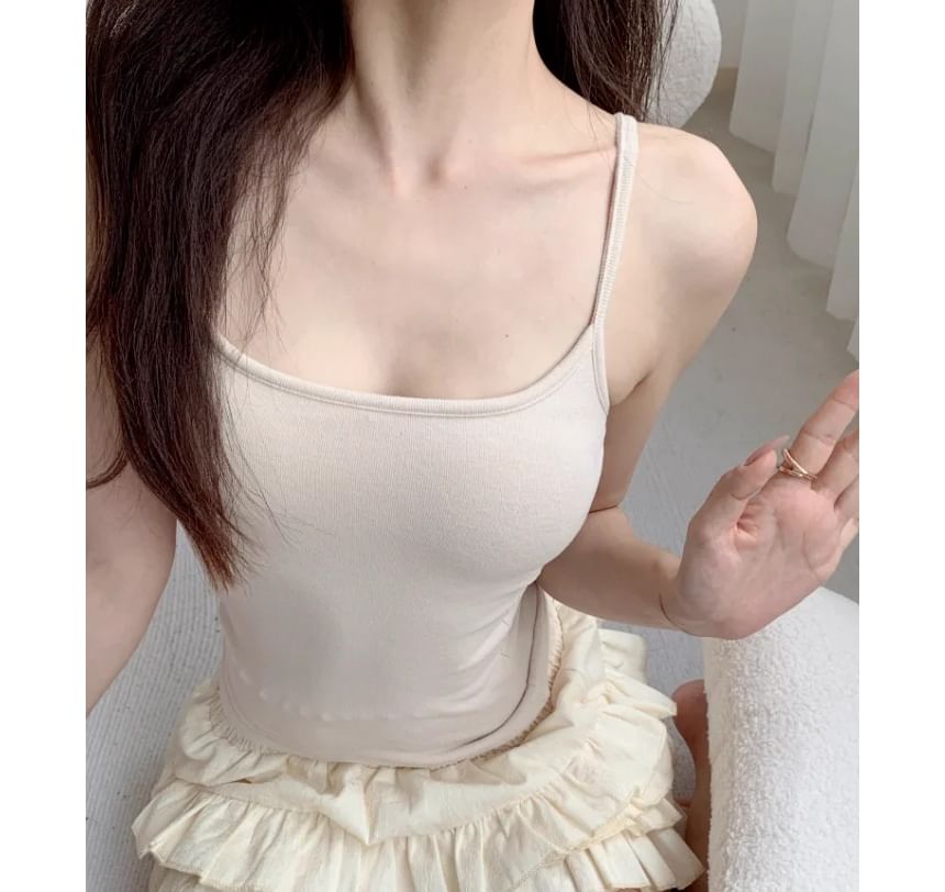 Asiris - Effen, slim-fit, gewatteerde crop top