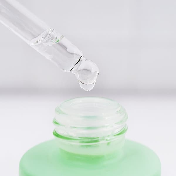 ame pure Retinol & Vitamin C Serum