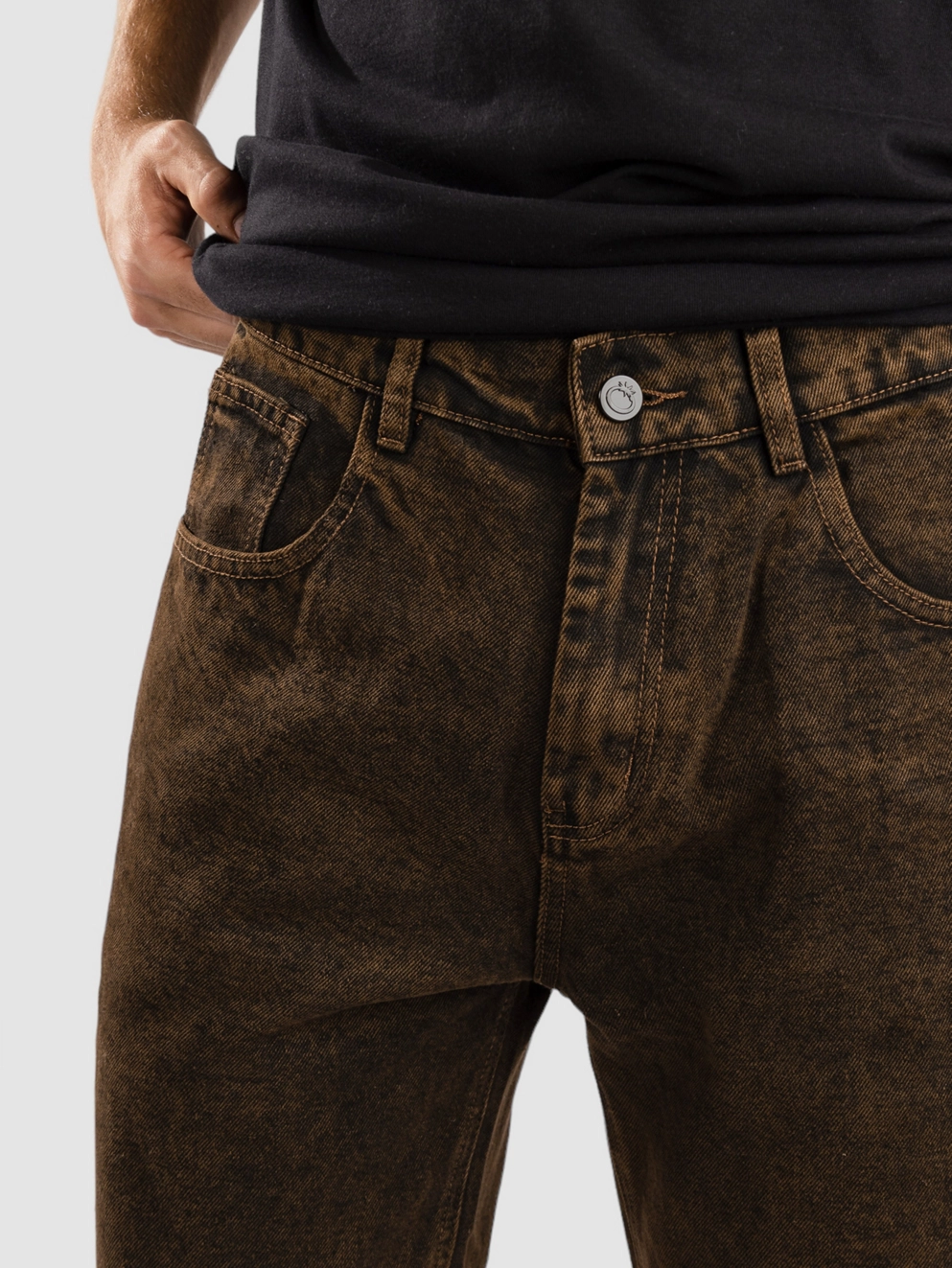 Blue Tomato Dye Relaxed Jeans brown
