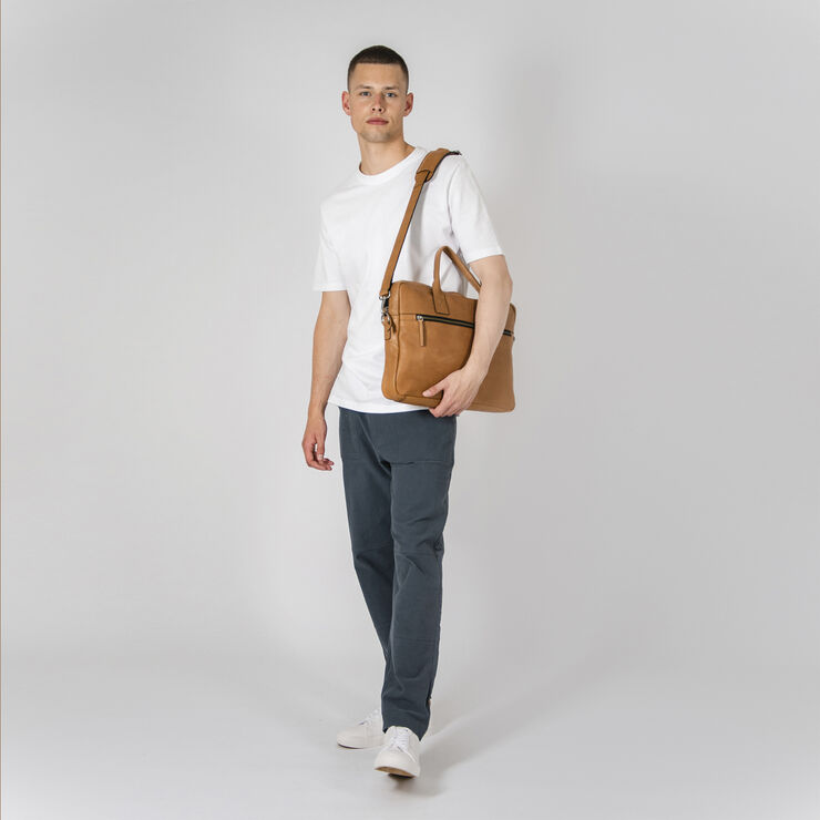 Still Nordic Clean Brief 1 room 15 Light cognac