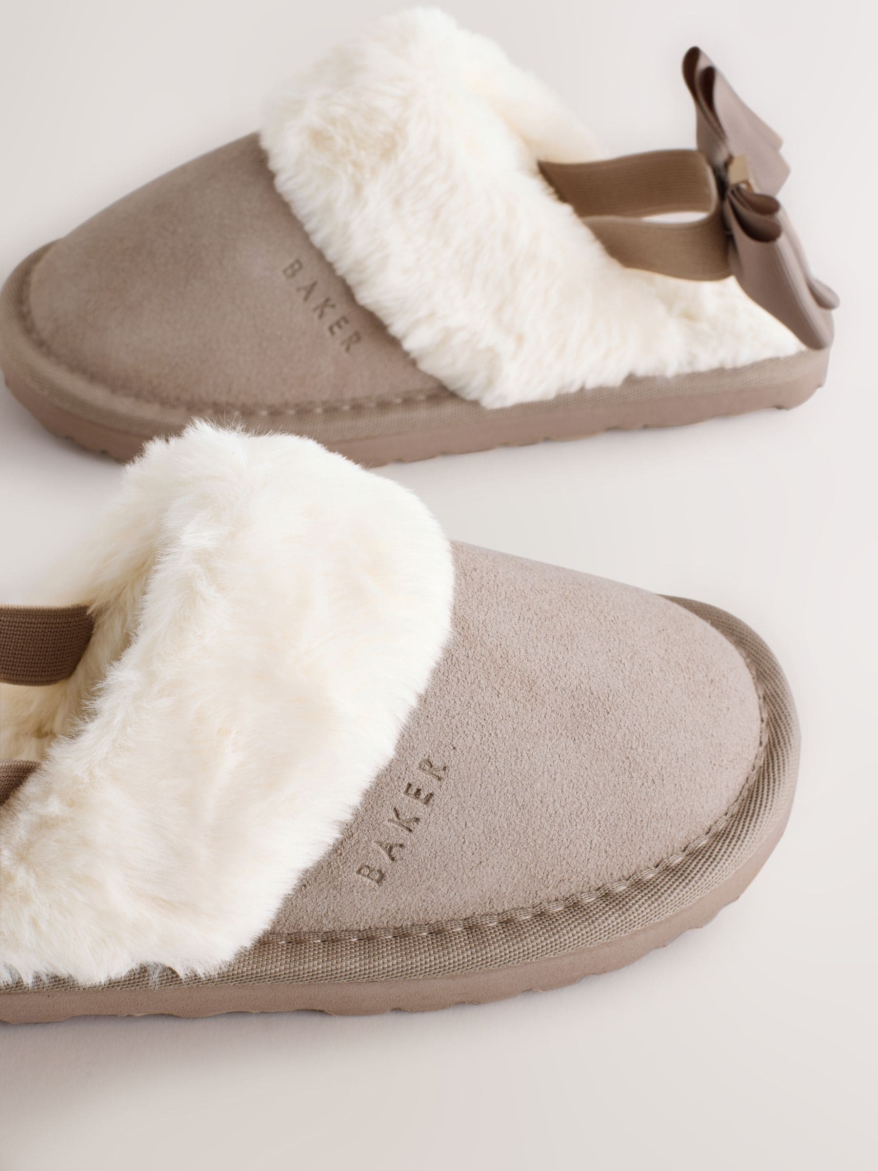 Neutraal - Baker by Ted Baker Girls Suede Faux Fur Mule Slippers with Bow