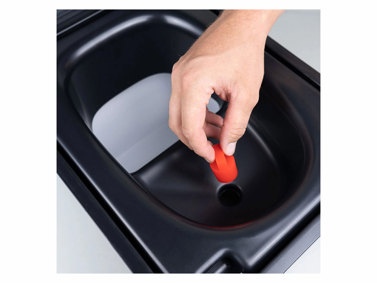 Boxio toilet plug