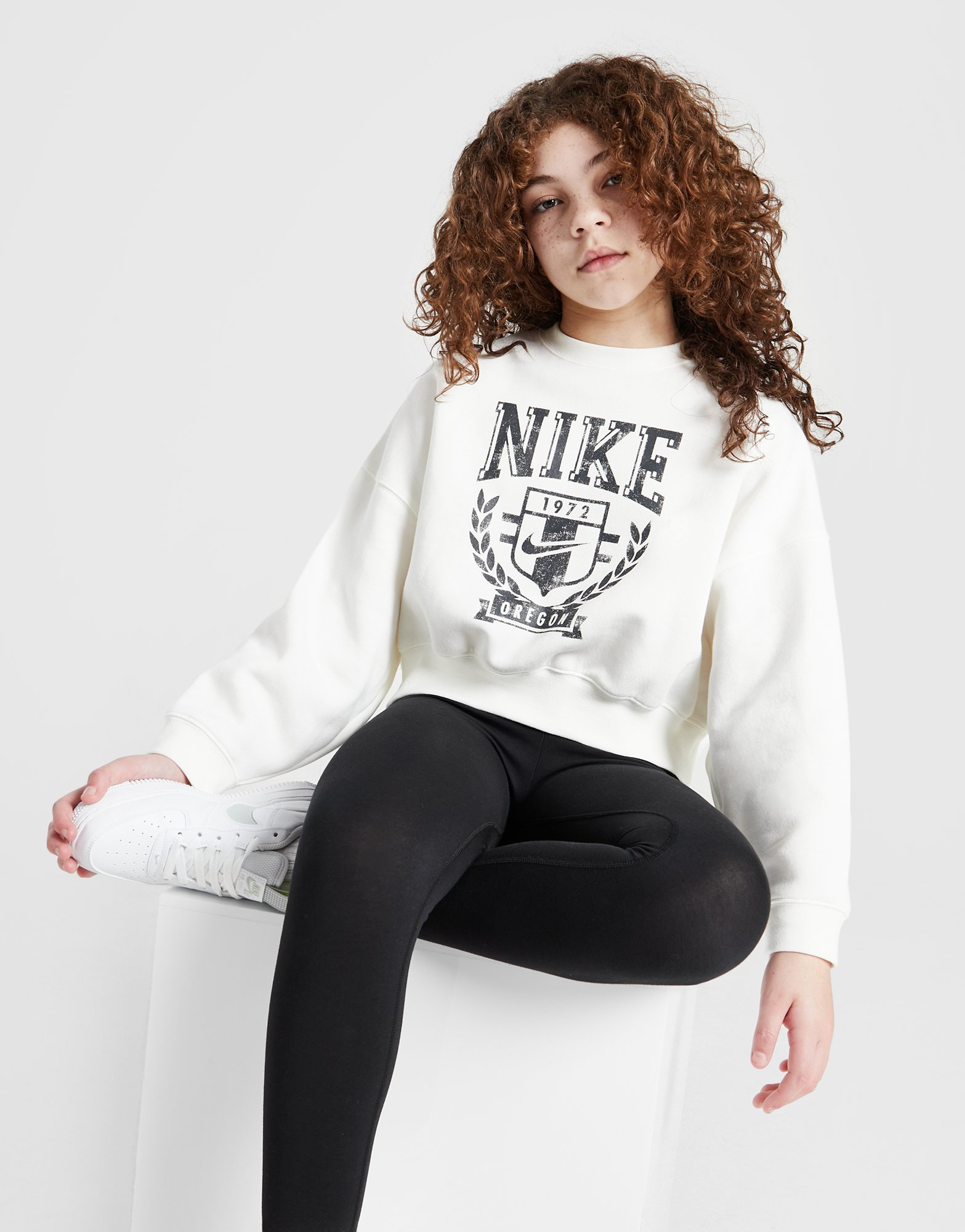 Nike Girls' Trend Fleece Crew Sweatshirt Junior