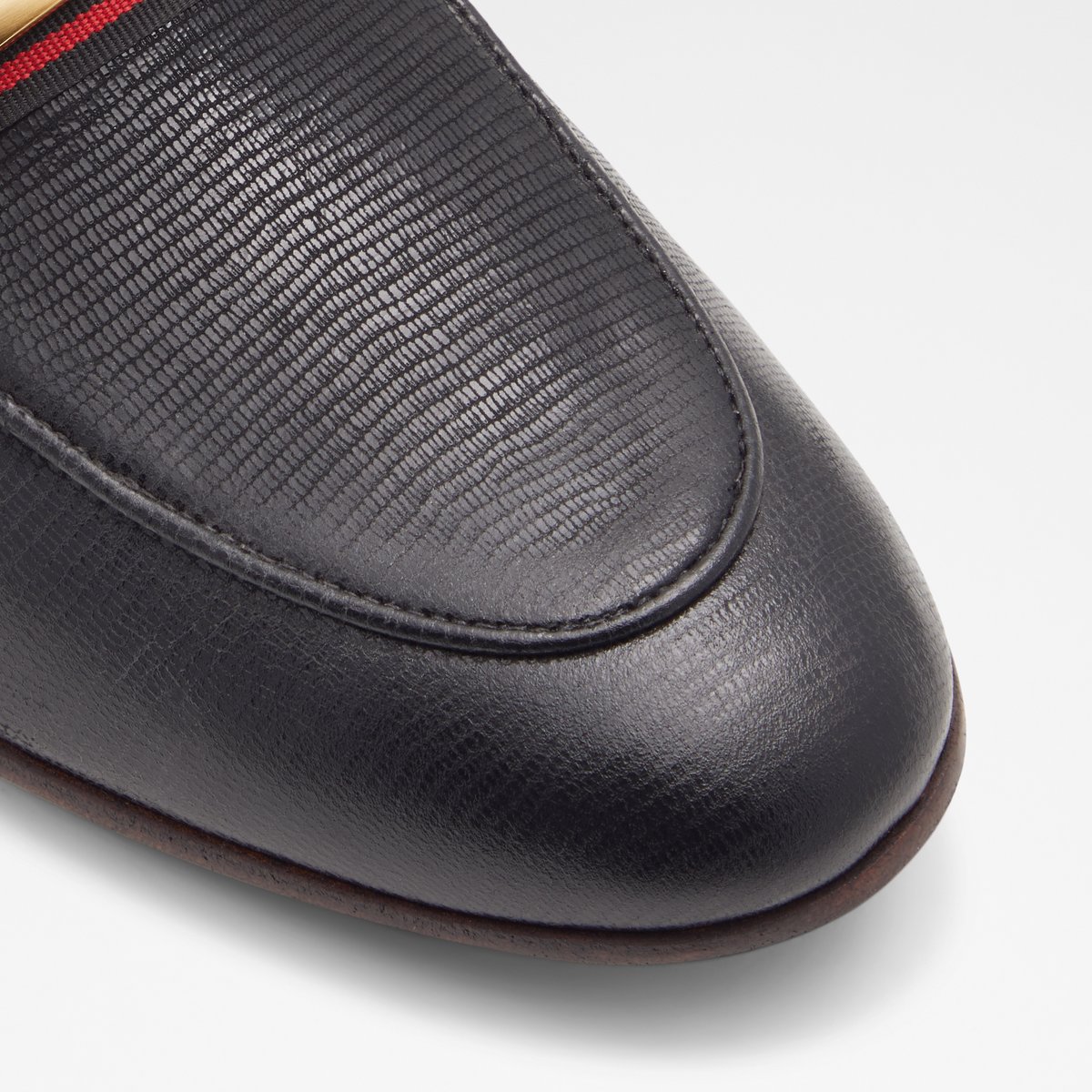 Trywen Black Men Loafers & Slip-Ons