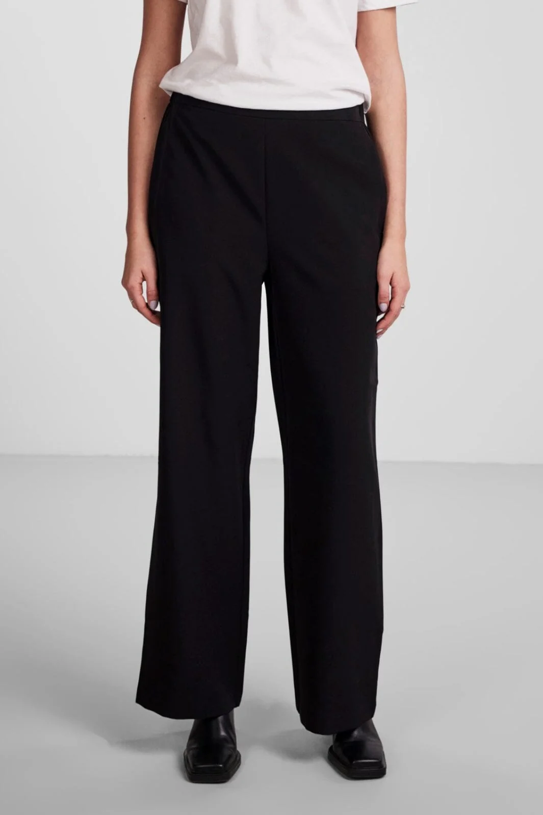 Pieces Pcbossy Wide Plain Pant 4266205 black