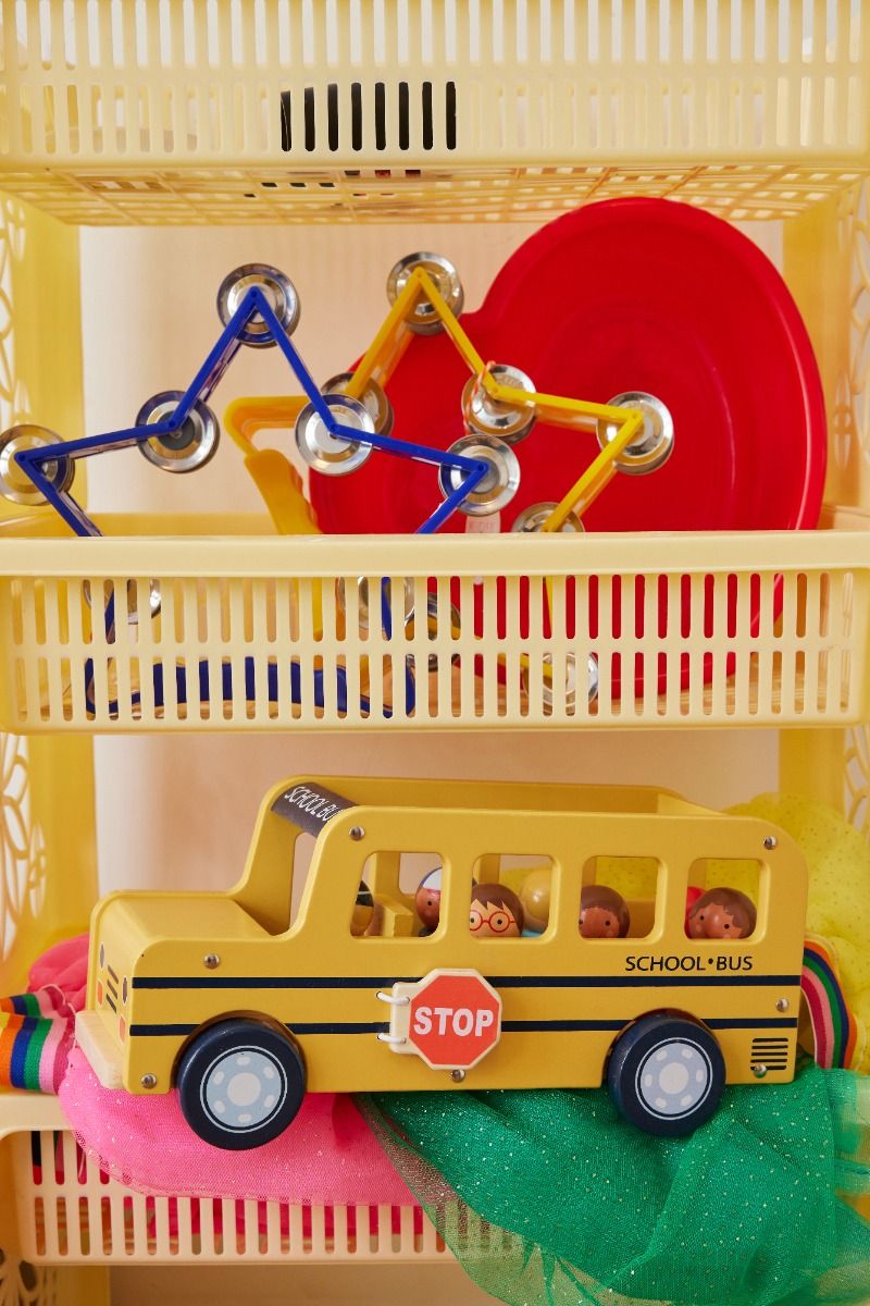 Bus scolaire en bois 