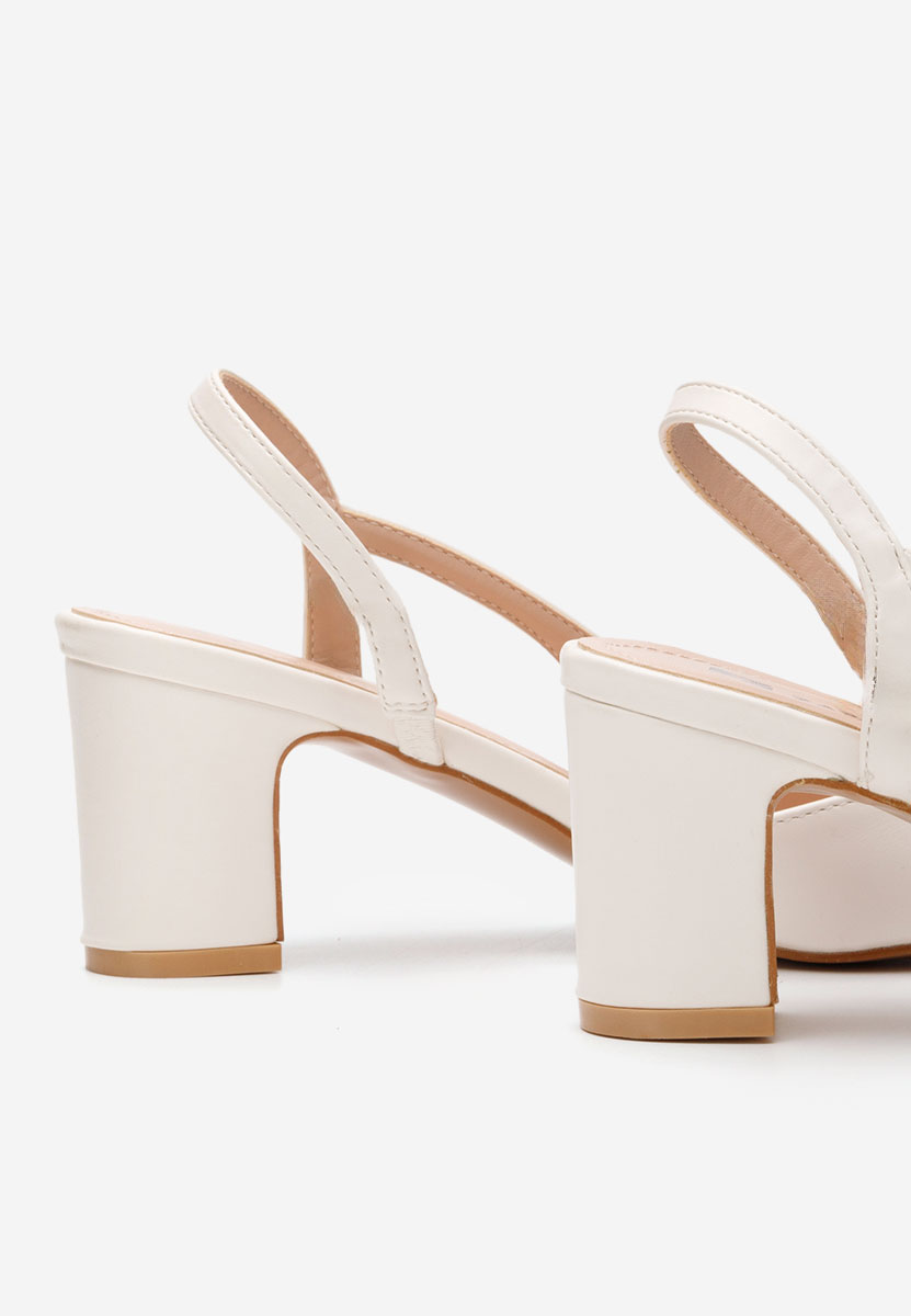Chaussures à talon épais nude Emesa