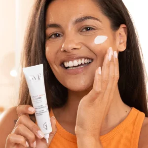 Clairial Crème SPF50+ Très Haute Protection Solaire Anti-Taches - 50ml