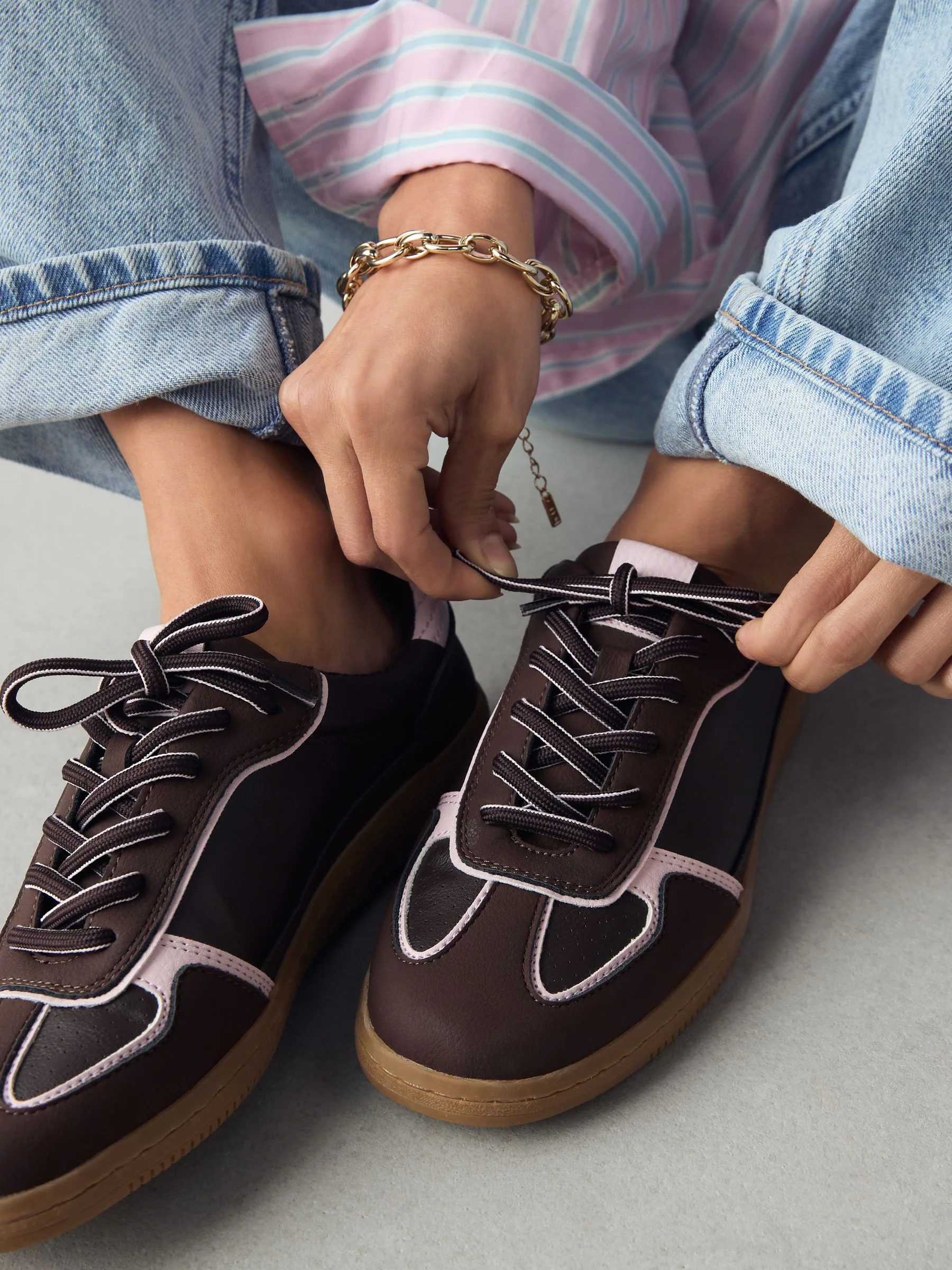 Chocoladebruin - Sneaker met veters