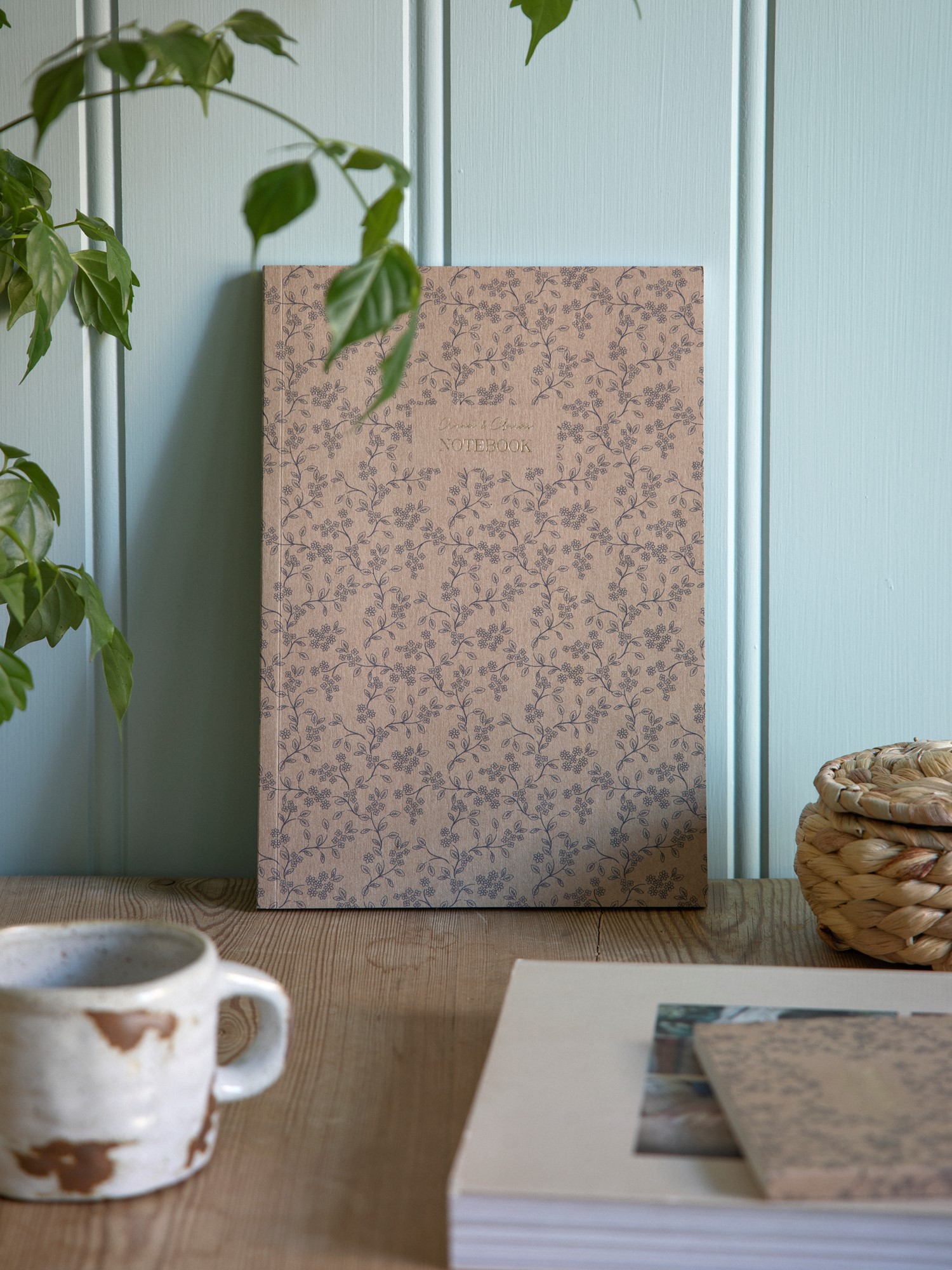 Notebook 16,5 x 24 | Papir. 16,5 x 24 cm. Softcover. 96 sider. | Craft