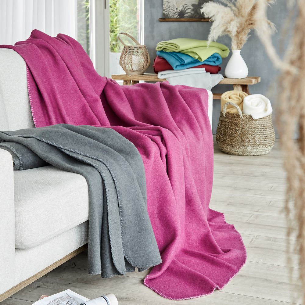 WOHNWOHL® Wohndecke uni • Soft-Fleece-Decke • Polarfleece-Decke • Tagesdecke • Kuscheldecke • Viscose-Decke Mischung • Sofaüberwurf • Fleecedecke • Couch-Decke • Überwurf • weiche Tagesdecke • 150 cm x 200 cm • 60% Polyester, 40% Viskose •