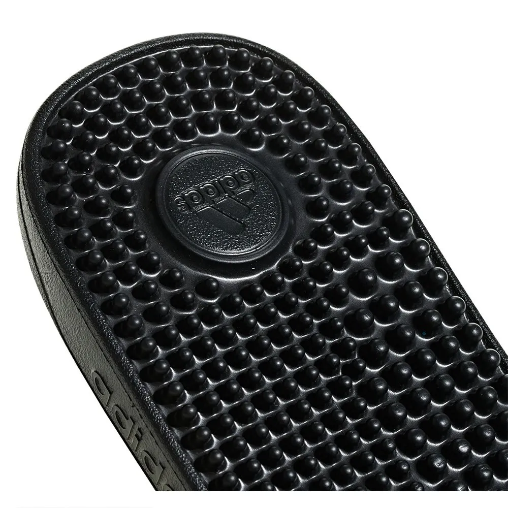 Chinelo adidas Adissage