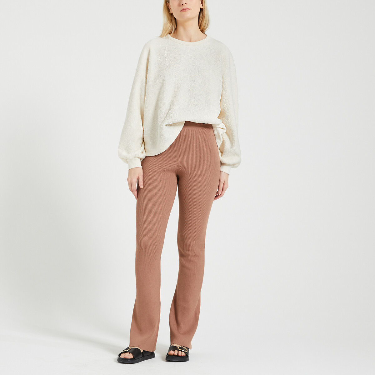 CALVIN KLEIN<br>Calças boca de sino com amarração