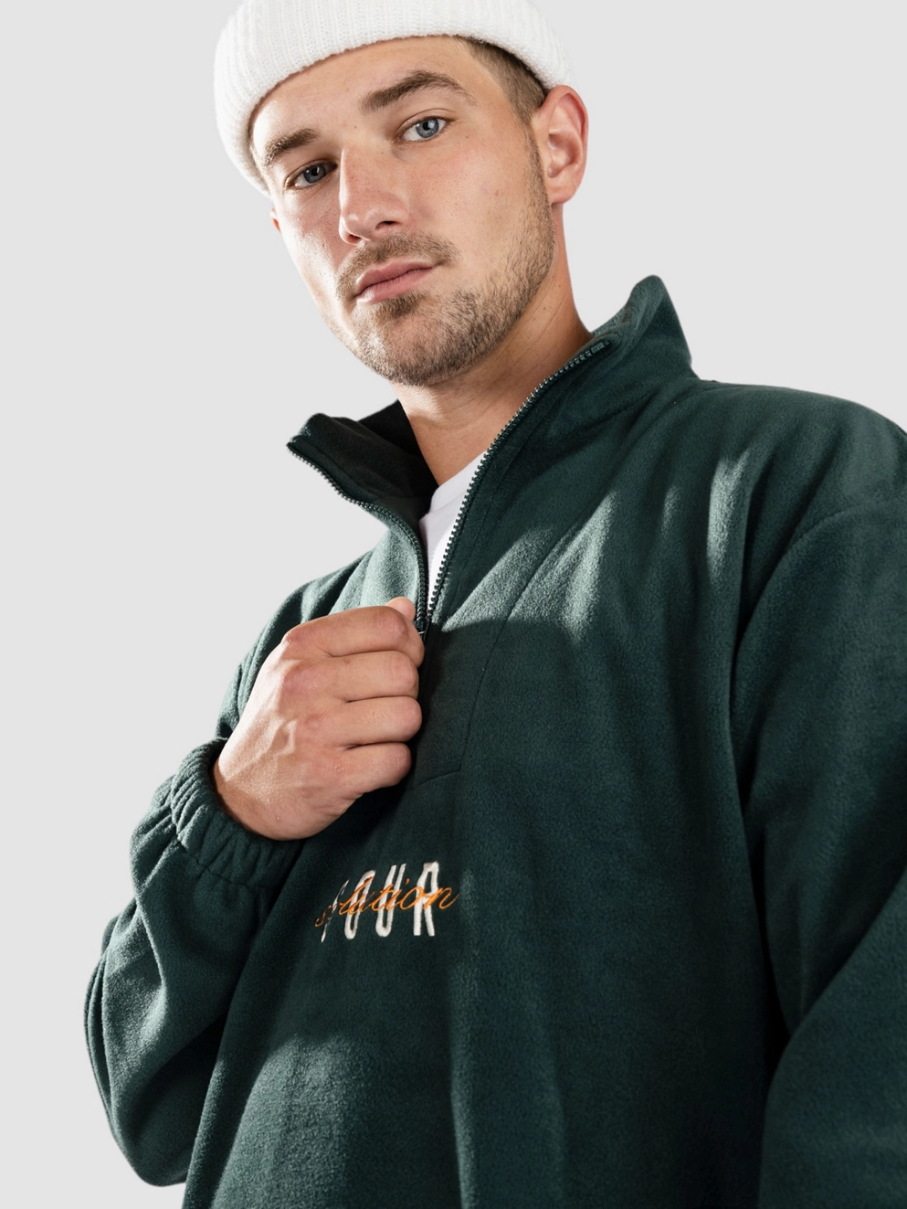 Sour Solution Spothunter Sweater forest green
