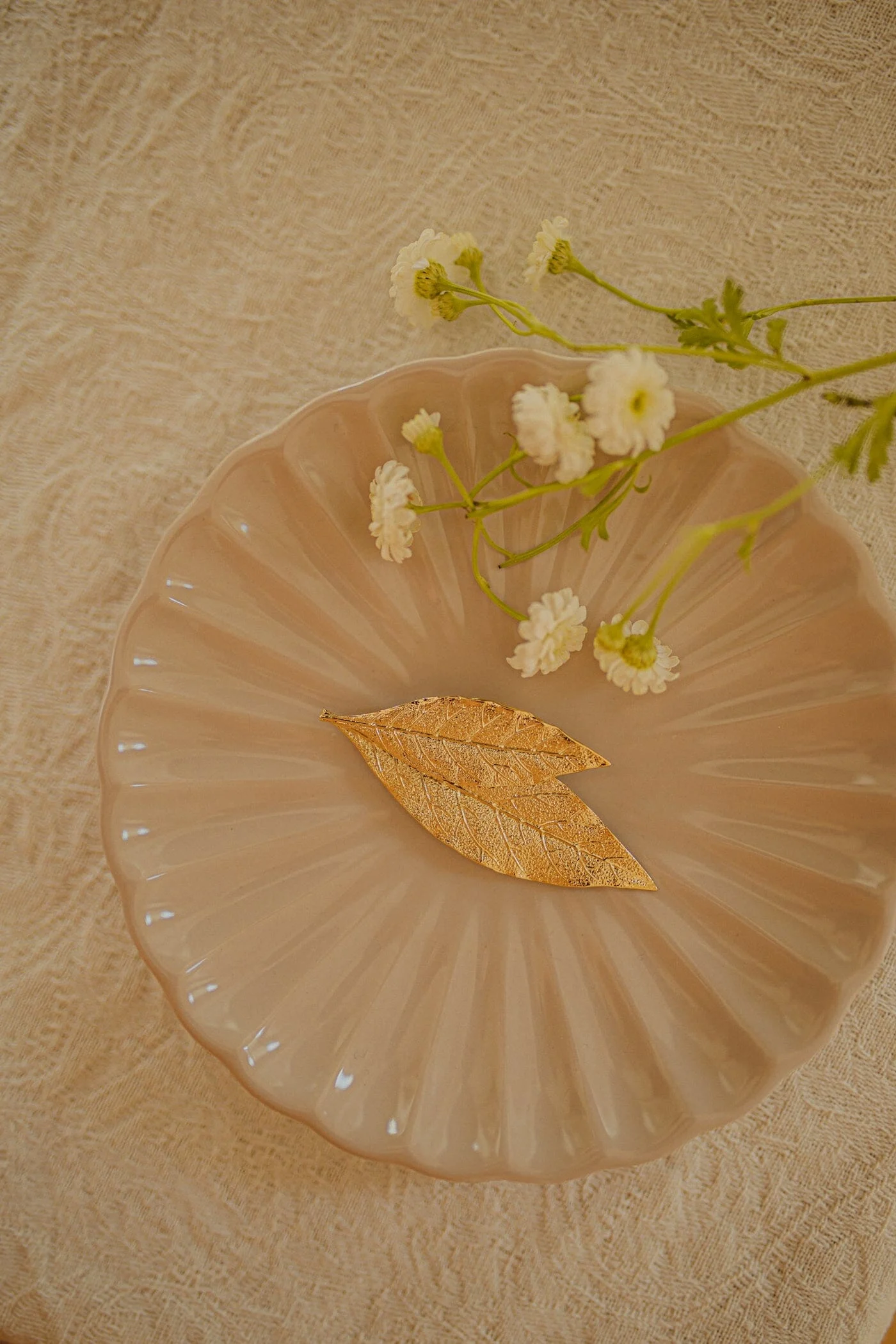 THALIE - Broche feuilles doré à l'or fin | Doré