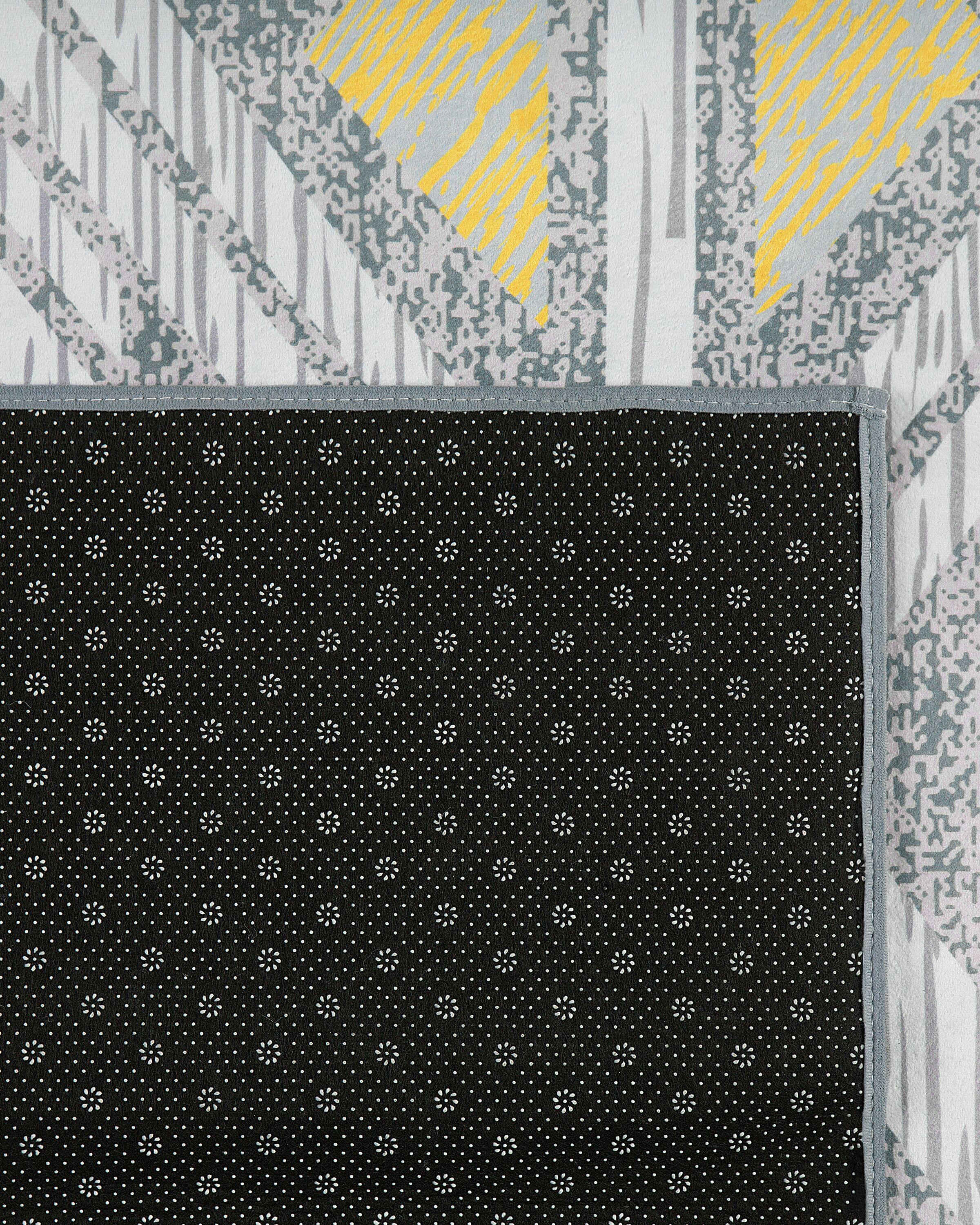 Vloerkleed KARGI Grijs 160 x 230 cm