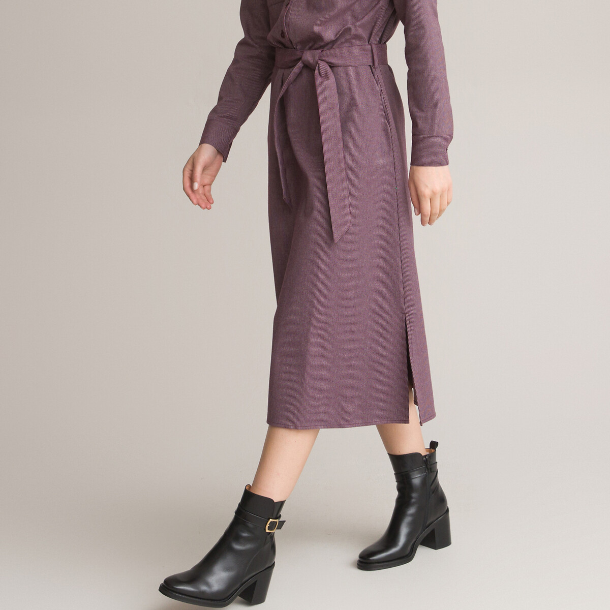 ANNE WEYBURN<br>Vestido reto listrado, mangas muito compridas