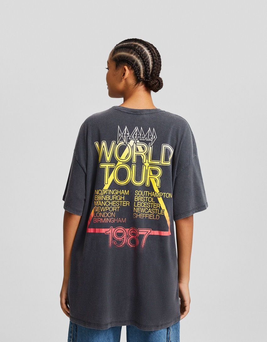 Camiseta de manga curta com estampa do Def Leppard