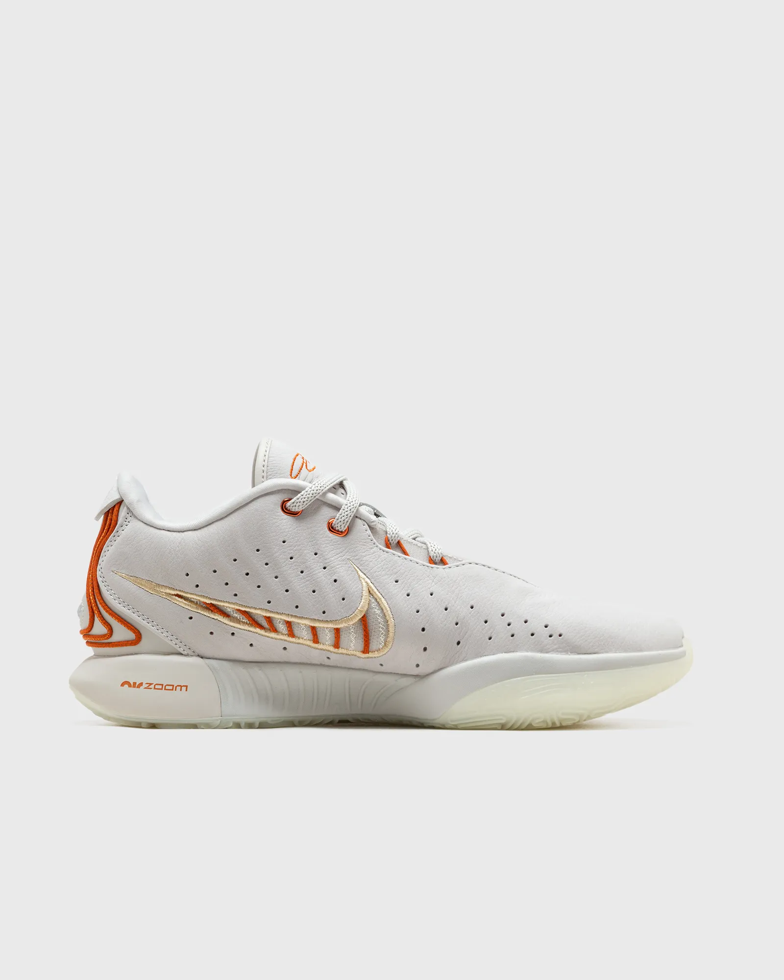 Nike LEBRON XXI