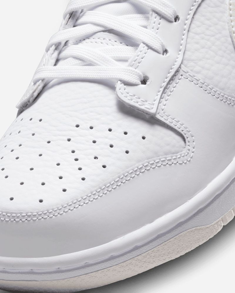 Chaussures Nike Dunk Low Blanc pour femme