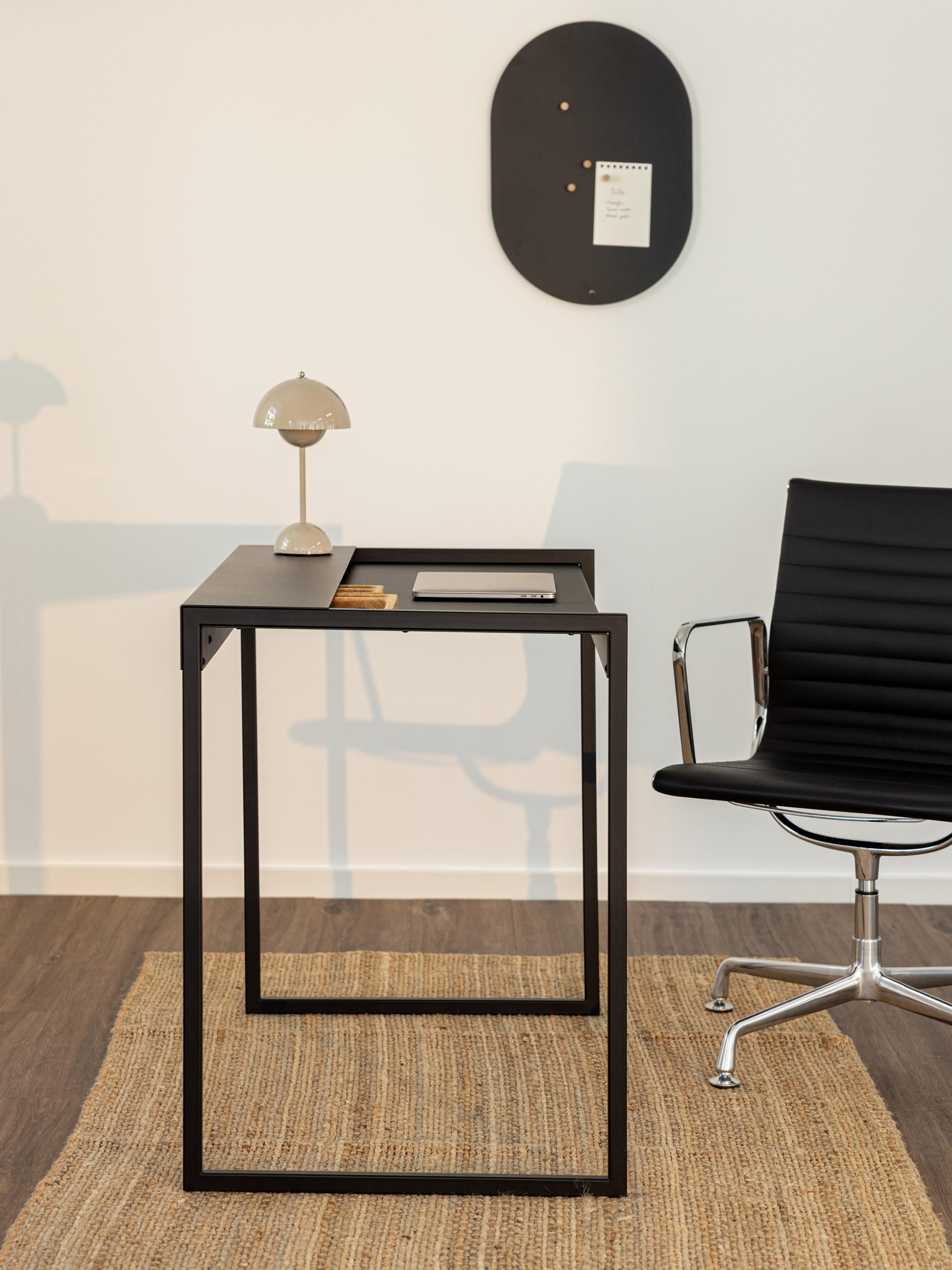 Handgemaakt metalen bureau Donna