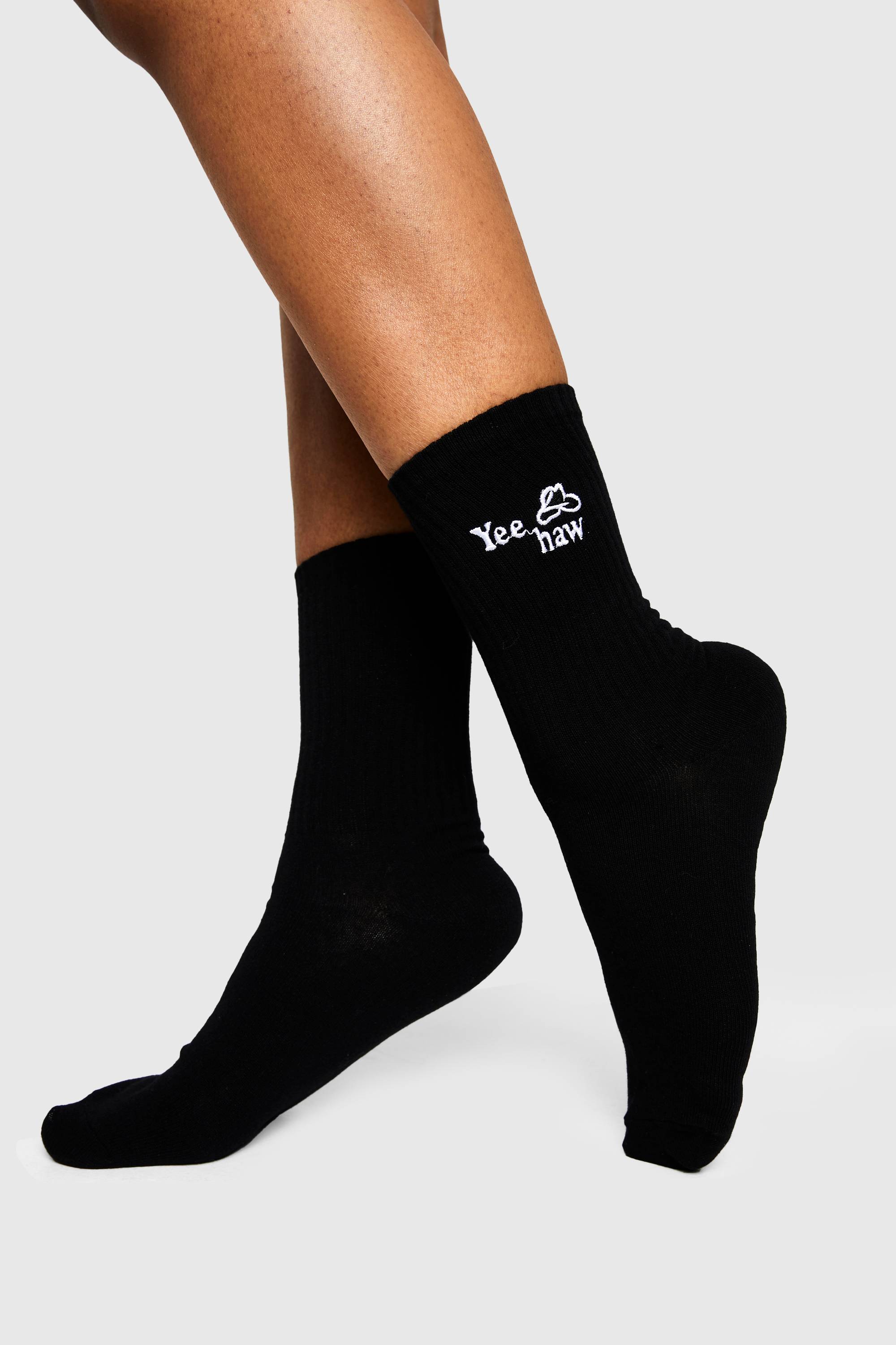 boohoo Western Embroidered Sports Socks 2 Pack devient Chaussettes de sport brodées western – Lot de 2