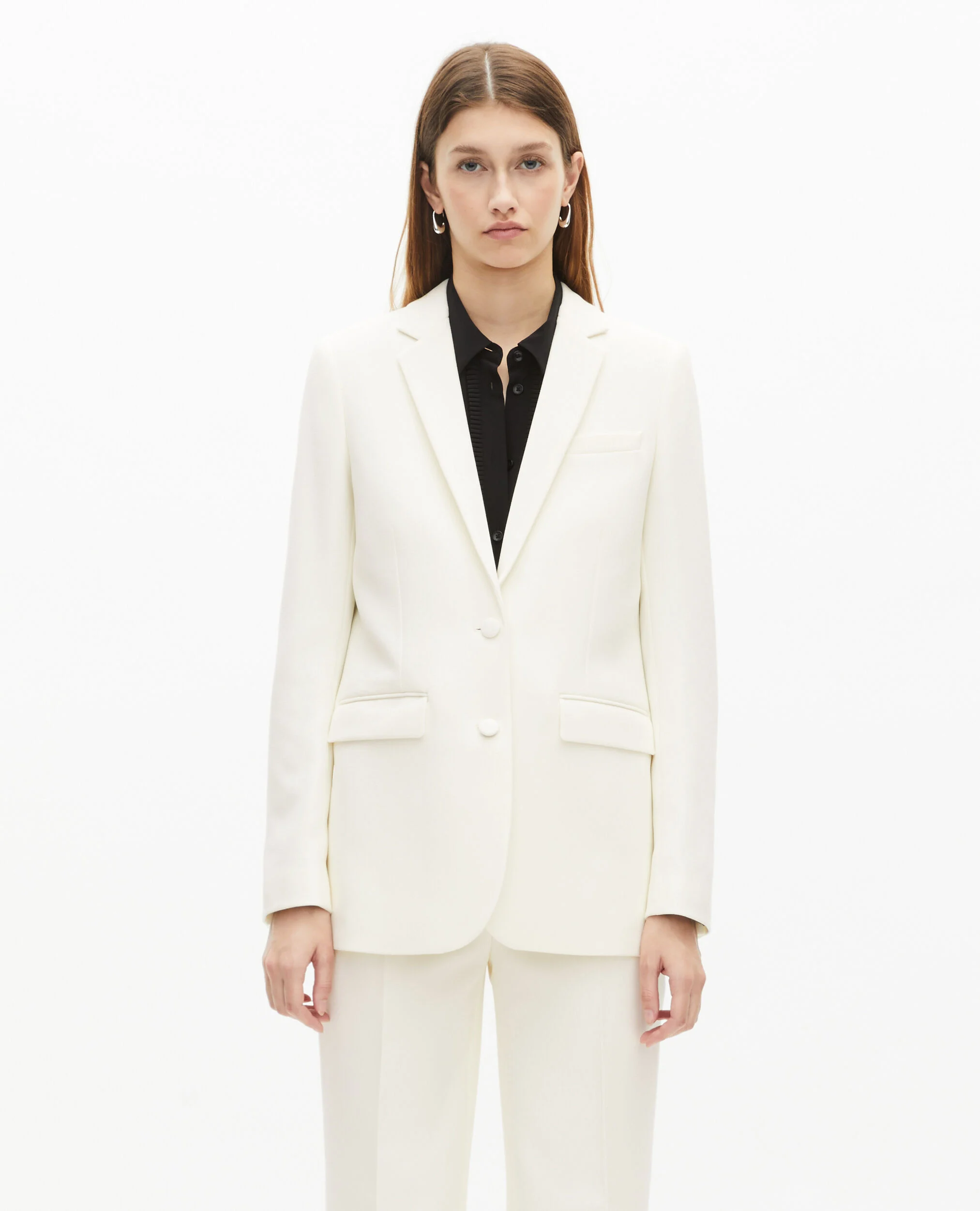 Veste tailleur en crêpe coupe droite écrue