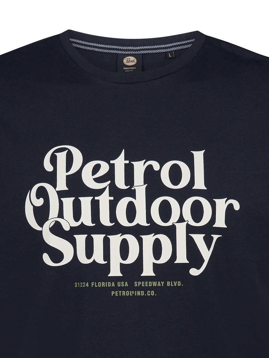 INDÚSTRIAS PETROLÍFERAS<br>Camiseta com logotipo