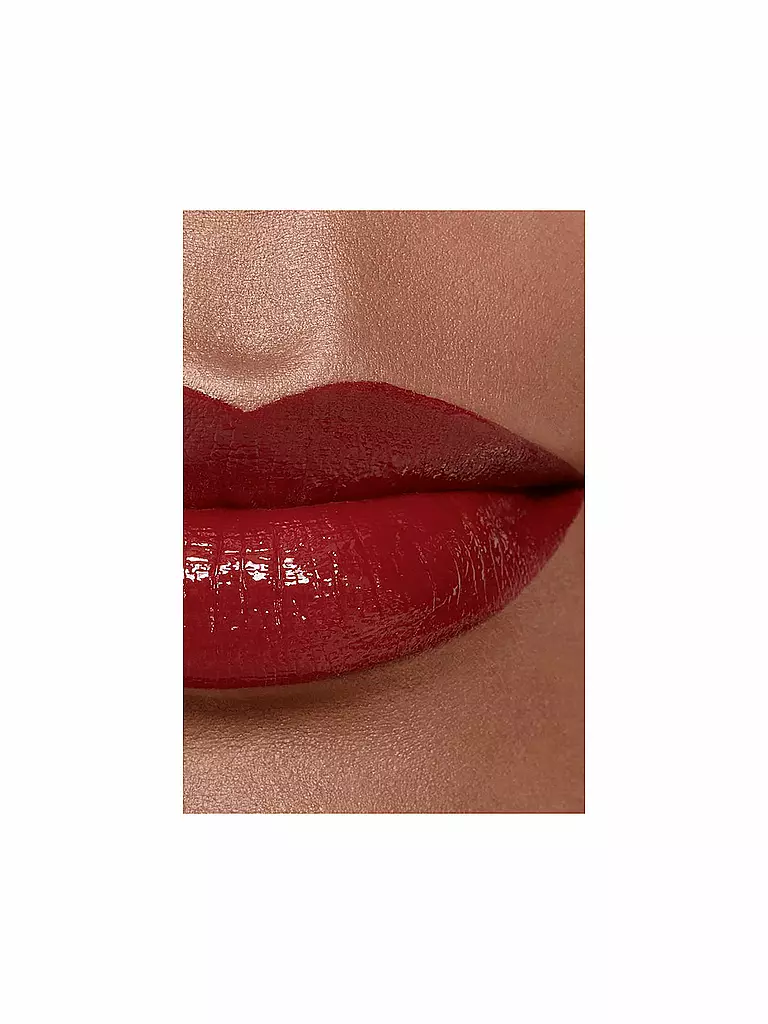 CHANEL  DER GLÄNZENDE FLUID-LIPPENSTIFT MIT LANGEM HALT 5.5ML rot