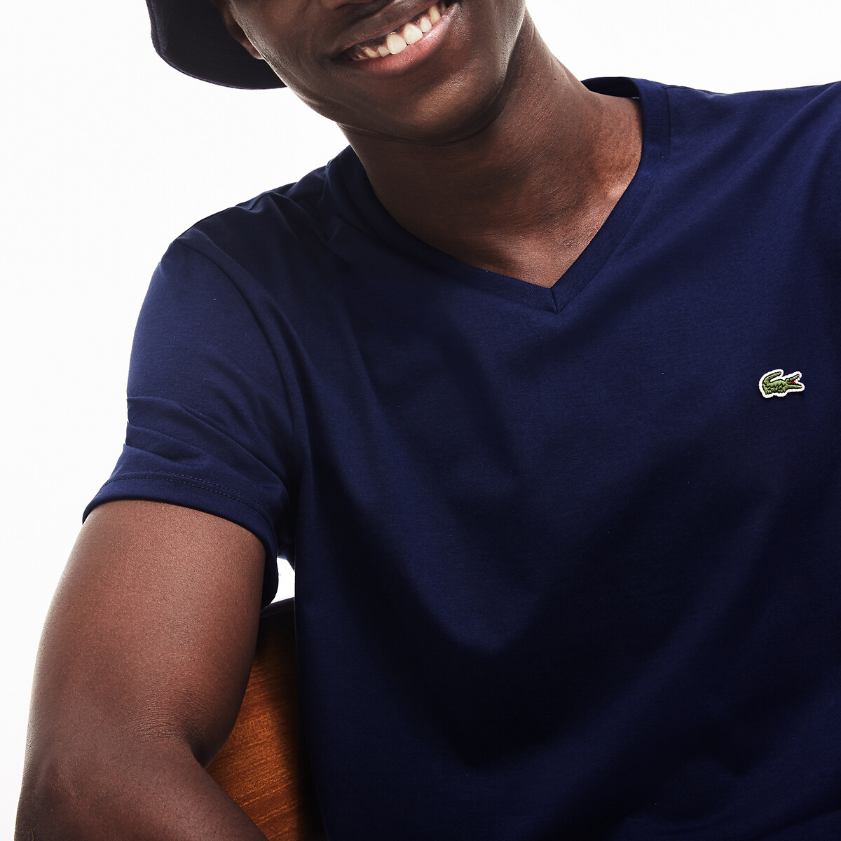 LACOSTE<br>Camiseta com decote em V em jerseykatoen