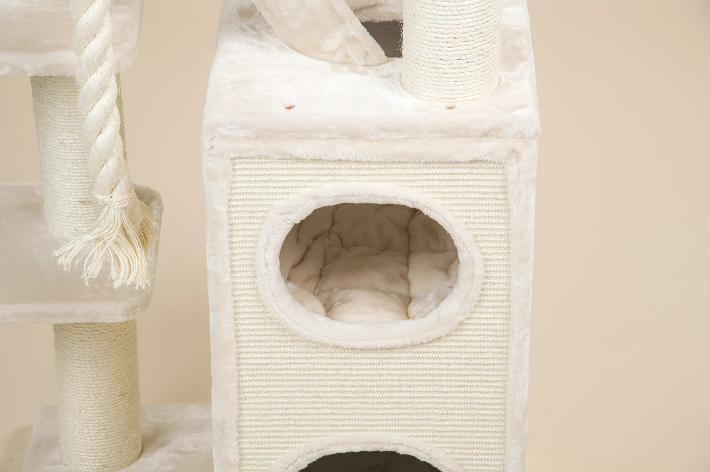 Arranhador Cat Penthouse Blackline Cream