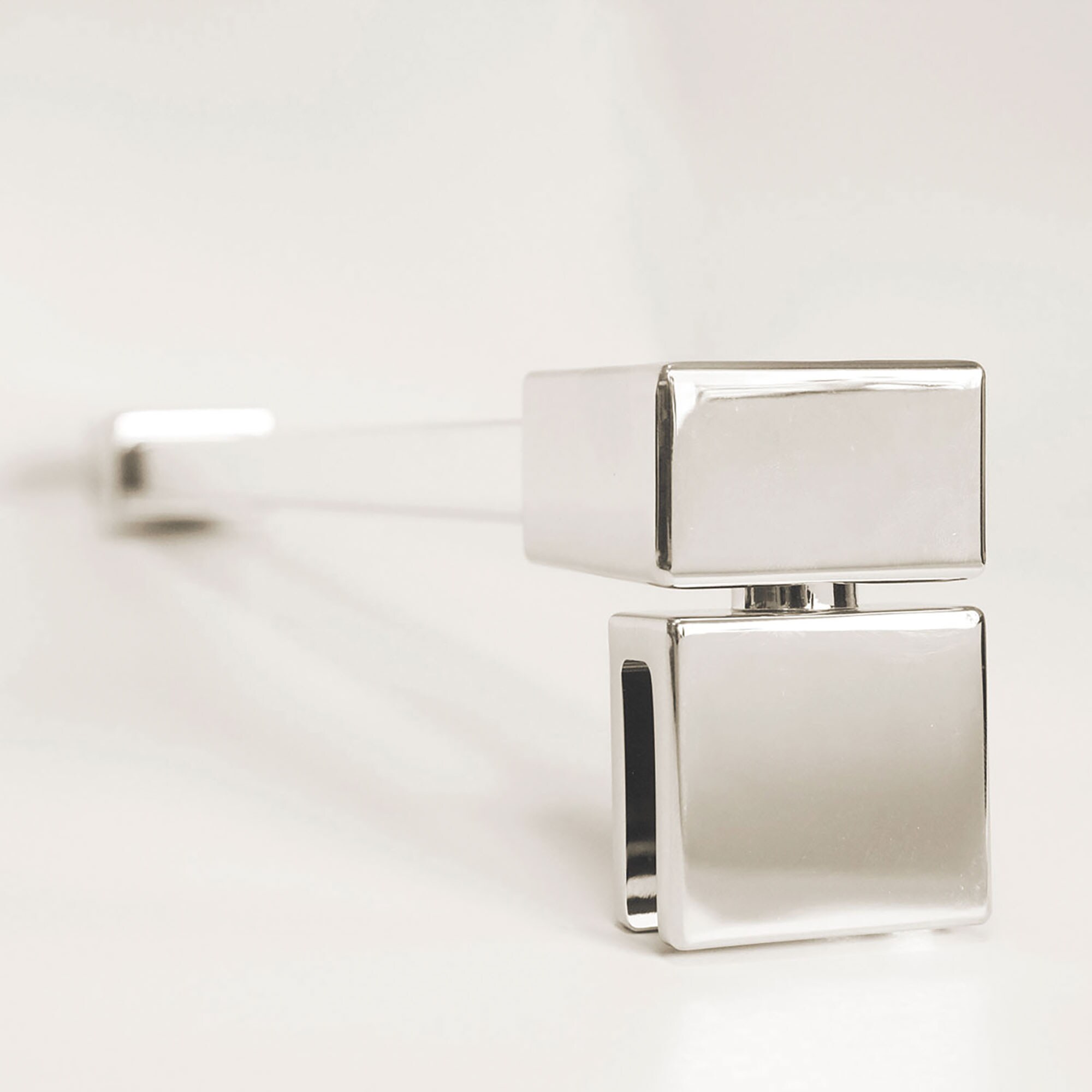 Breuer Avanta Drehtür + Festteil (Anschlag links) für Nische alu chromeffekt Klarglas 900 mm