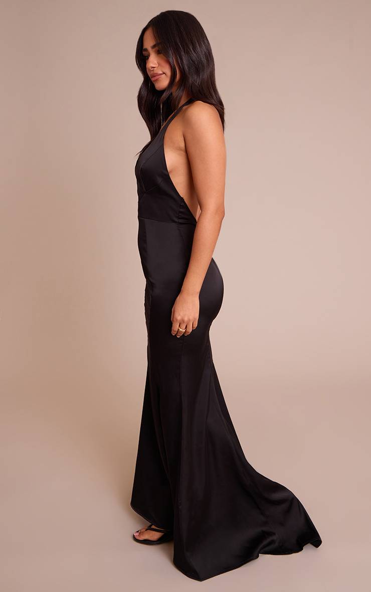 Noir Robe Longue Satinée Dos Nu Avec Détails De Coutures Petite