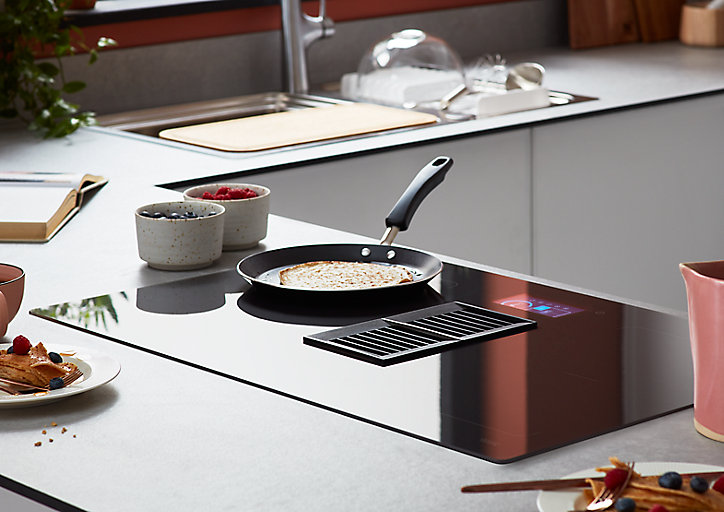Plaque de cuisson à induction avec hotte intégrée GoodHome GHIHEF77, Zone flexible
