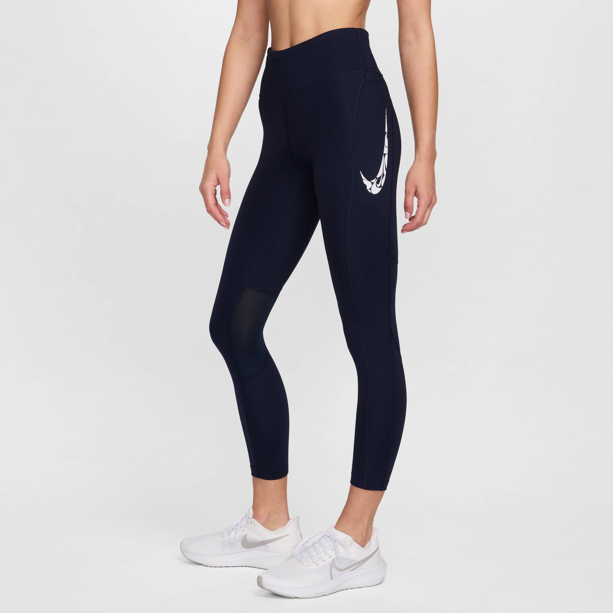 Nike Nike Swoosh Fast Women"s Mid-R