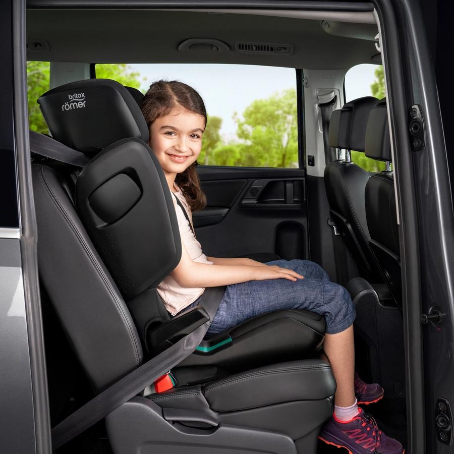 Britax Römer Kindersitz Kidfix M i-Size Moonlight Blue
