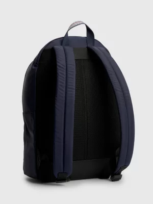Mochila em formato de cúpula reciclada