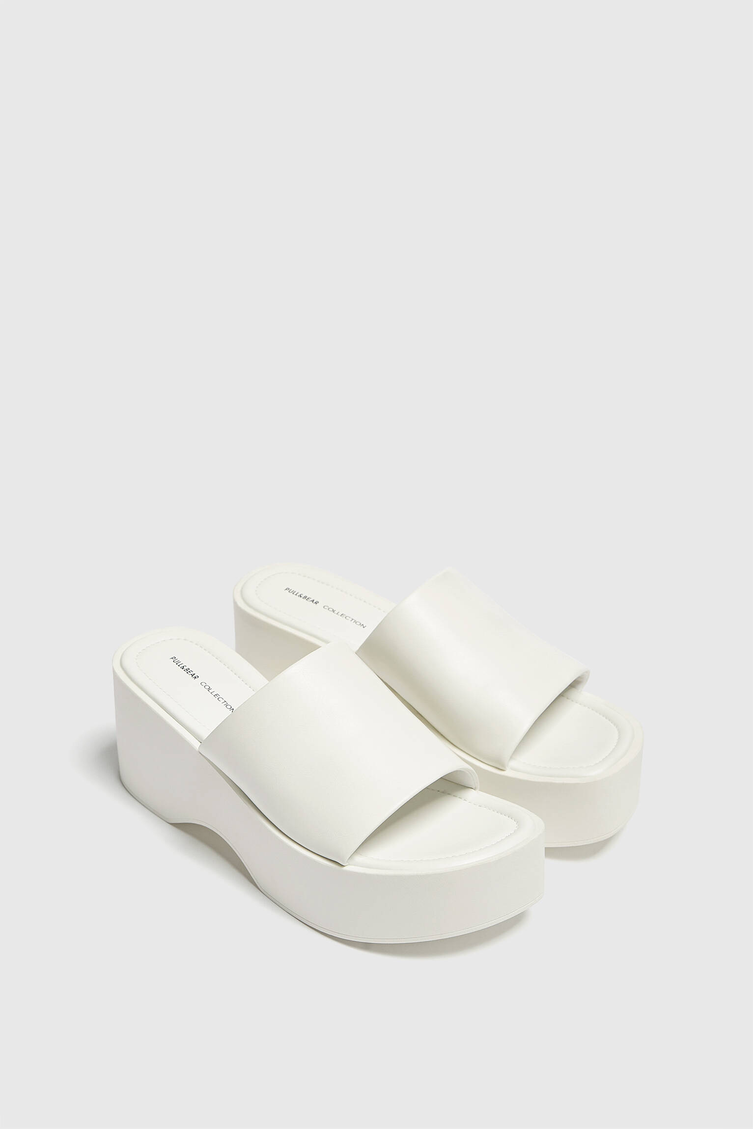 Sandália mule com plataforma - branca