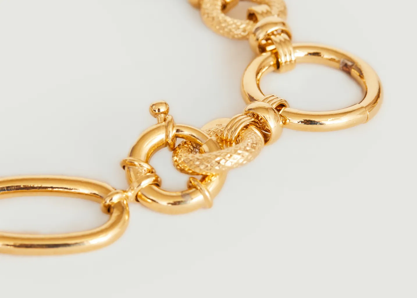 Bracelet Charlotte en laiton doré Louise Damas
