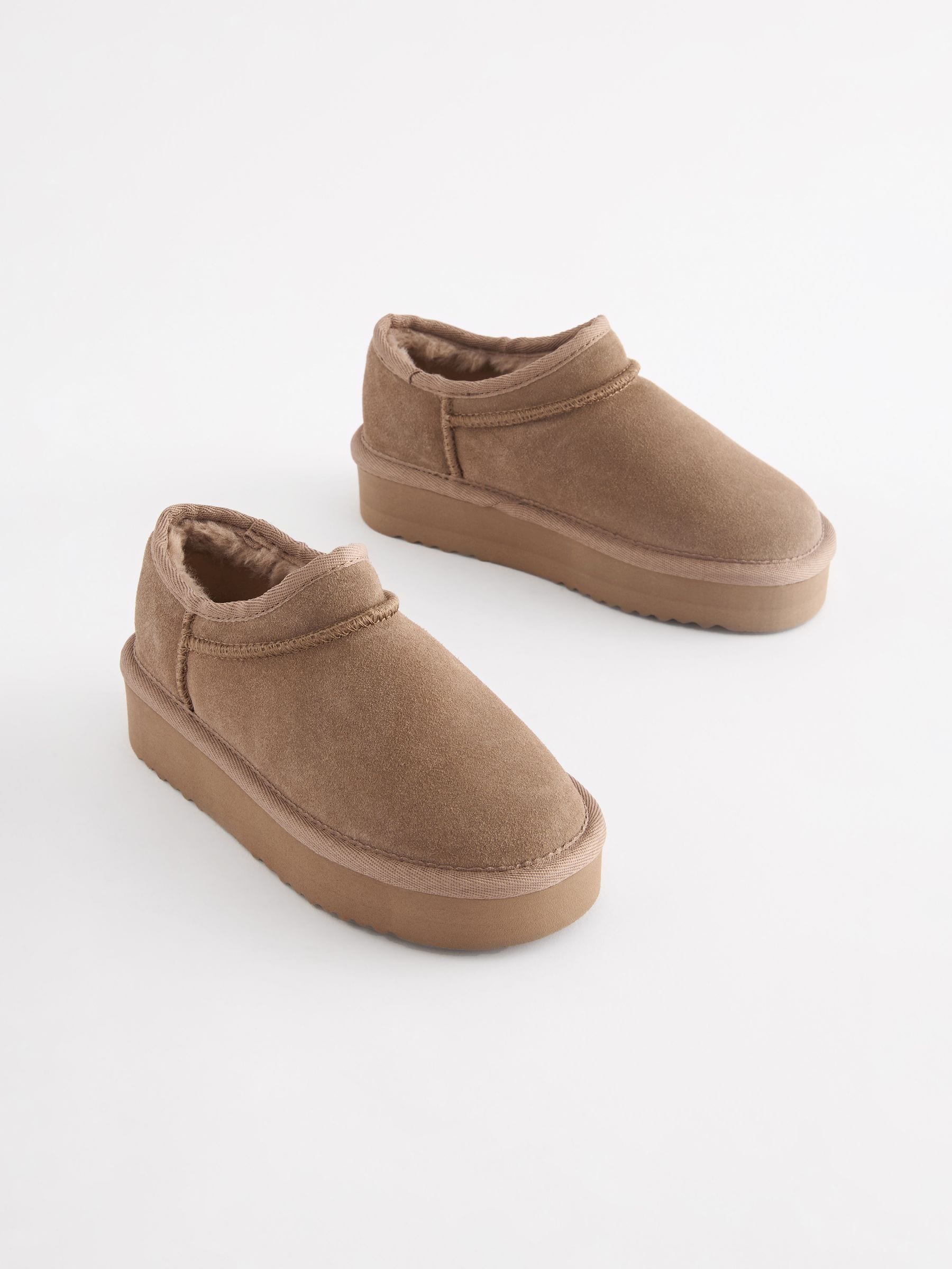 Nertsgrijs/bruin - Suède platte schoenen